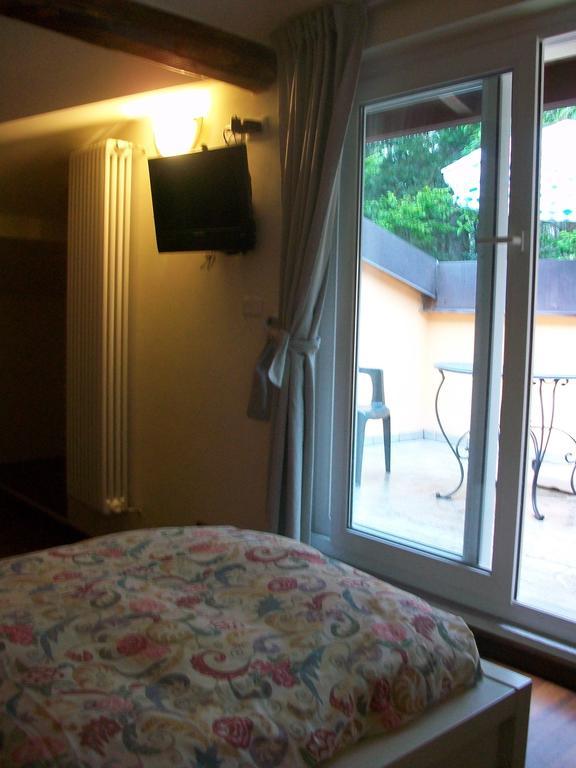 B&B L'Albero Maestro Orsenigo 部屋 写真